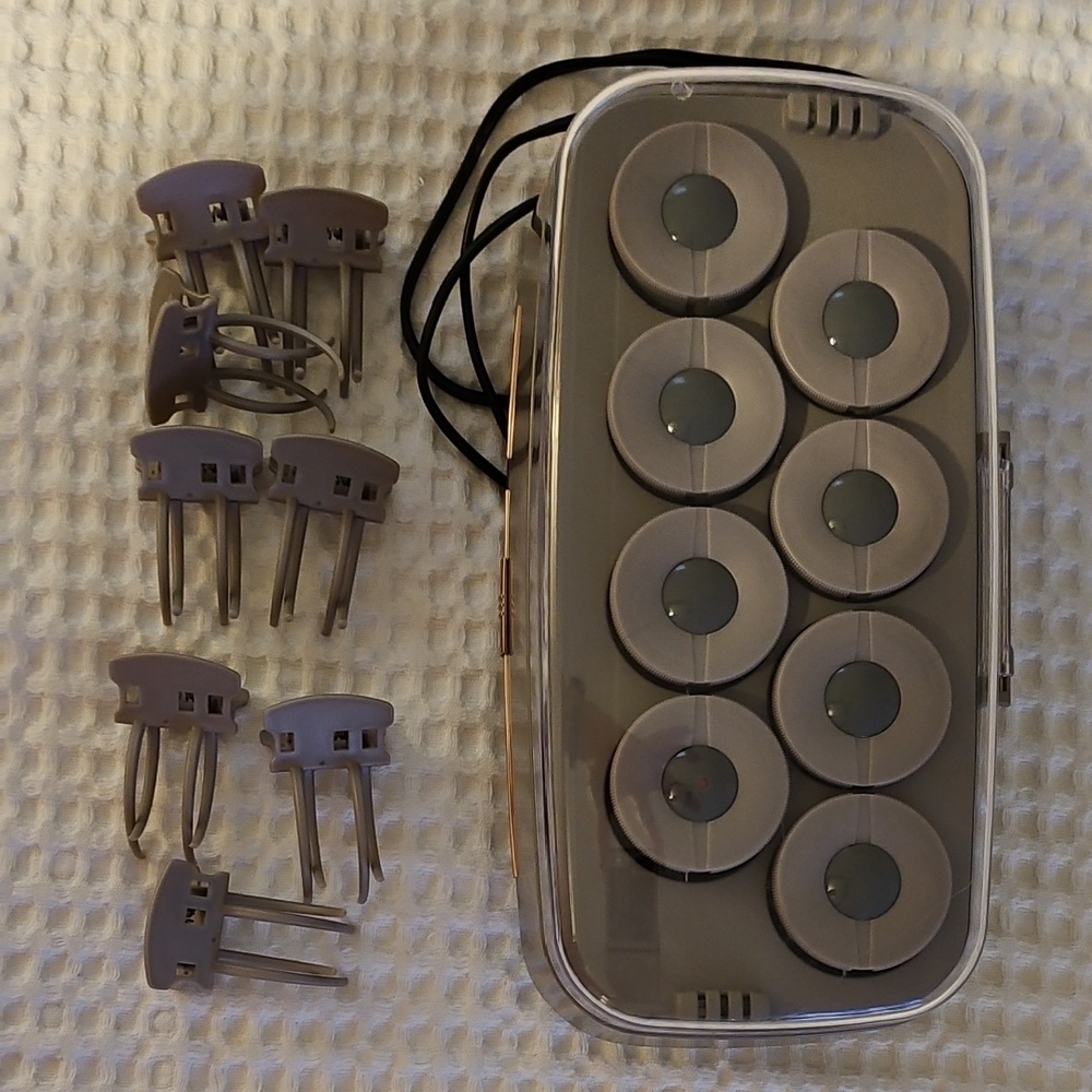 InfinitiPro By Conair Jumbo Ionic Roller Set Of 8 / Hot Curlers